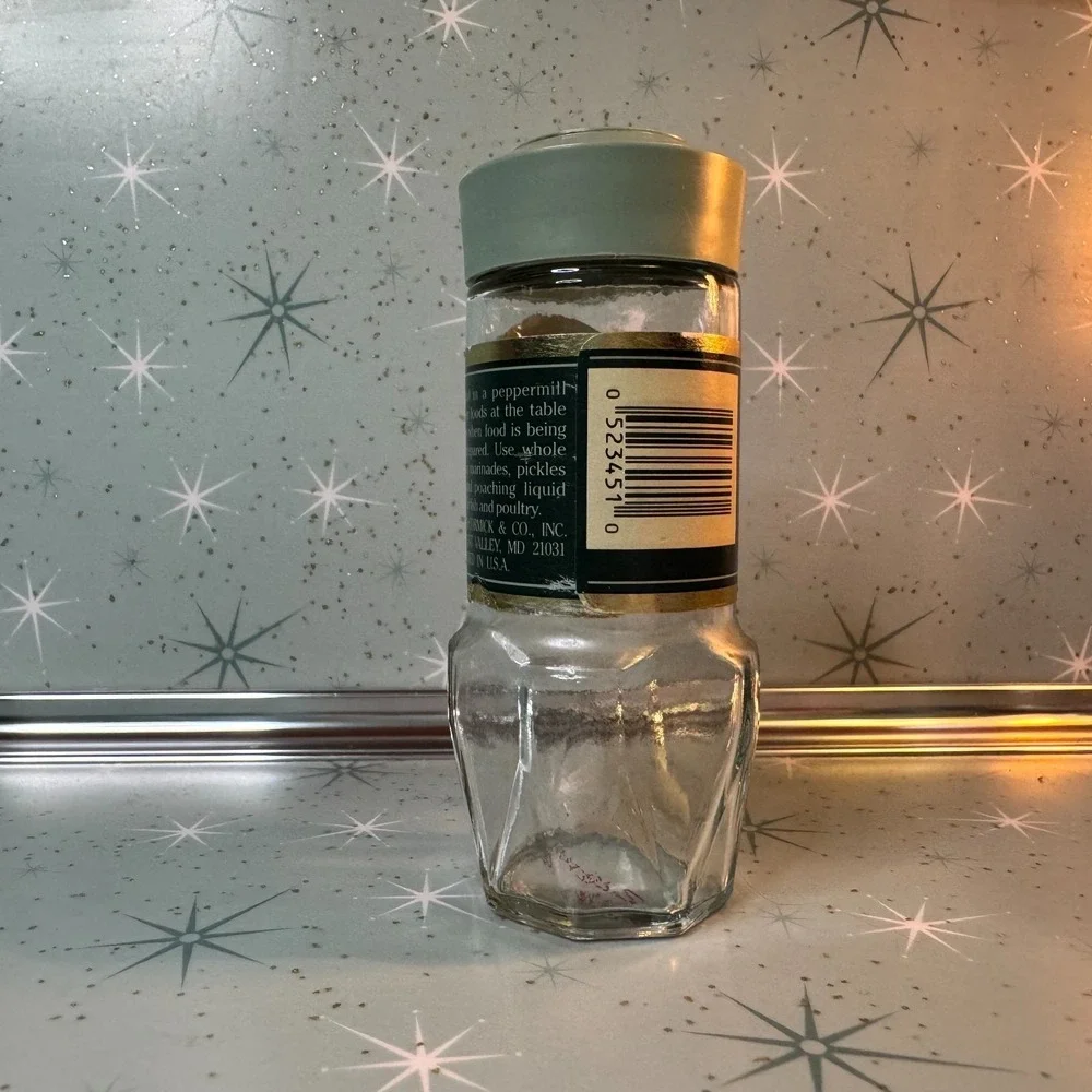 Vintage McCormick Whole Black Pepper Jar Green Label Glass Spice Bottle‎ Retro
